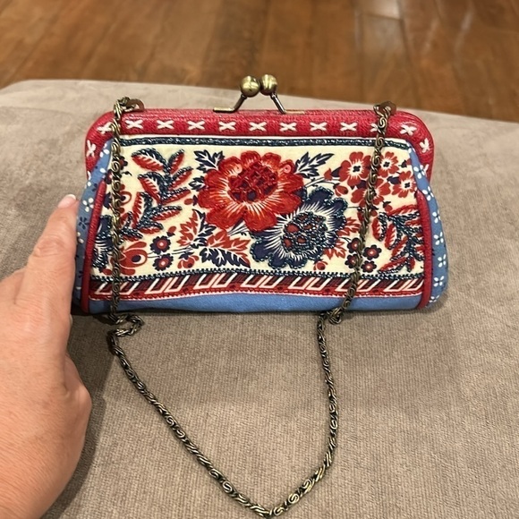 Isabella Fiore vintage Clutch with Chain Red, White, and Blue Beaded - Picture 1 of 7